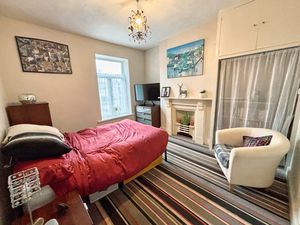 Photo 28- click for photo gallery